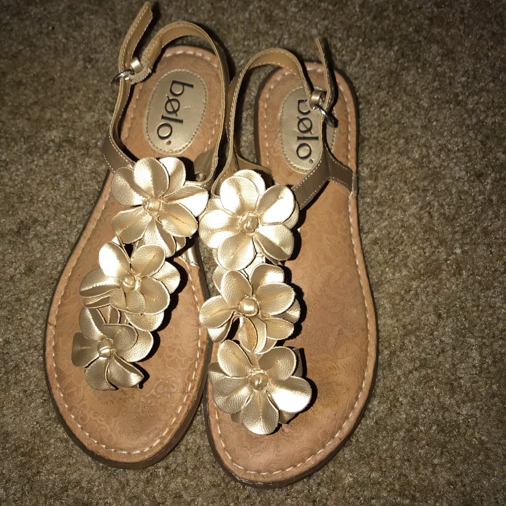 Women’s sandals